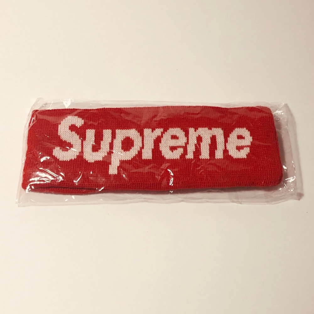 SUPREME  New Era Big Logo headband. (RED)